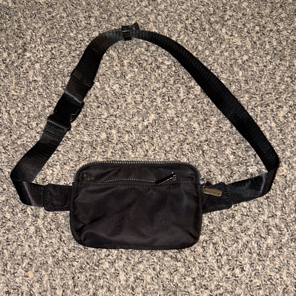 Elegant Black Crossbody Bag